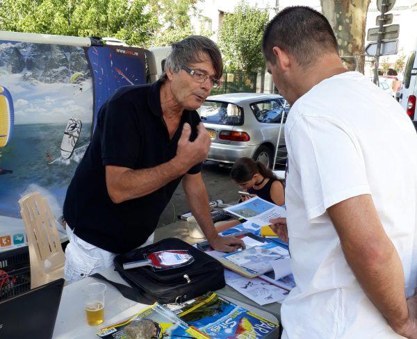 Lire la suite à propos de l’article Journée des associations du club de parapente Zeld’Herault ce samedi 2 Sept 2017.